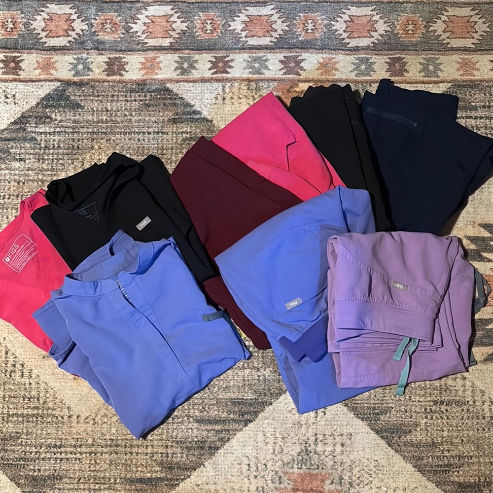 Figs Women's Scrub Collection - size small